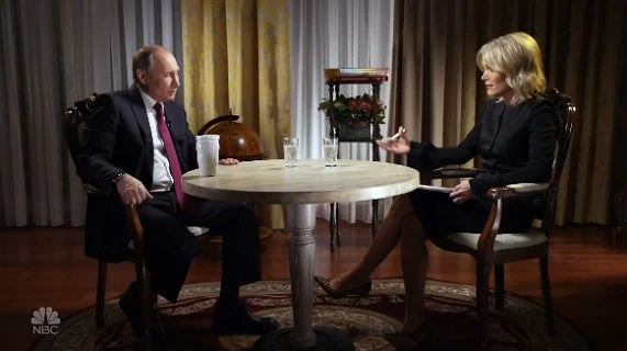 Έξαλλος ο Πούτιν στο NBC: Πηγαίνετε τουλάχιστον στη Ράκκα να θάψετε όσους βρίσκονται ακόμη κάτω από τα συντρίμμια!